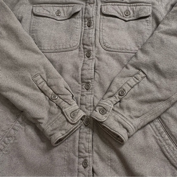 Patagonia Womens Size M Insulated Fjord Flannel Shirt Jacket Gray Quilt Lined - Picture 6 of 14